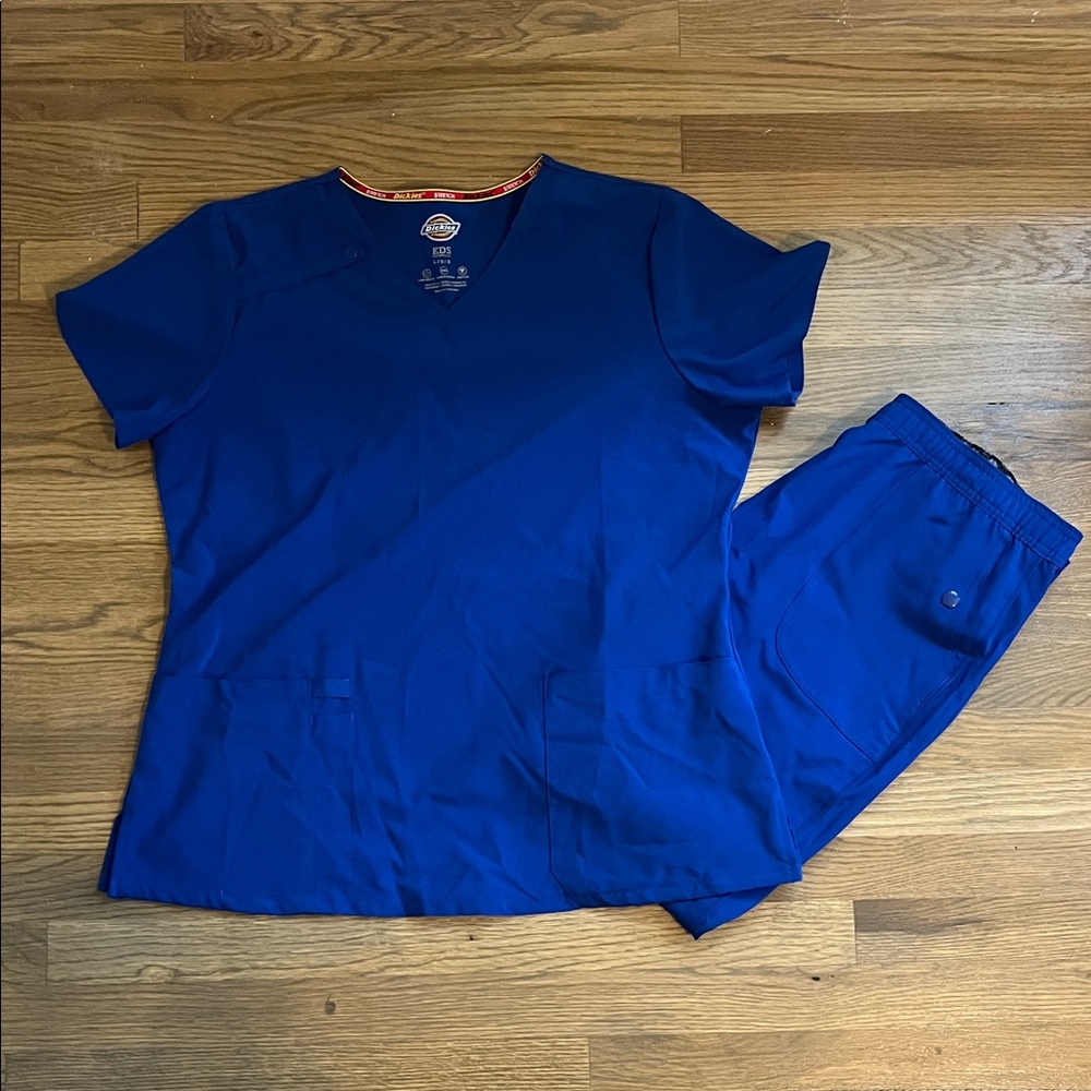 Dickies Galaxy Blue Scrub Set